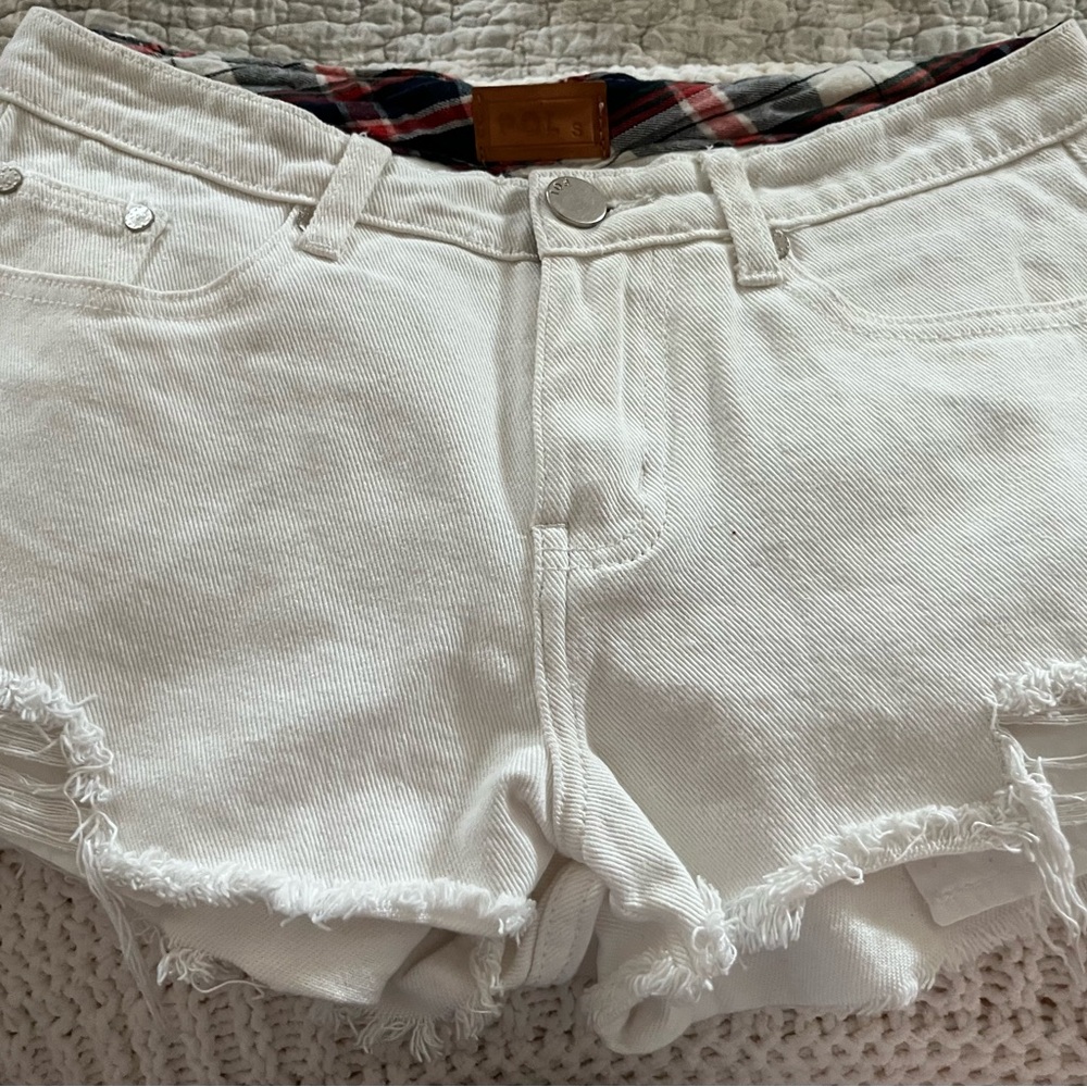 POL White Jean Shorts with Frayed Hem